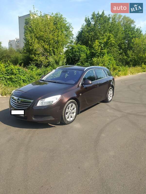 Універсал Opel Insignia 2011 в 