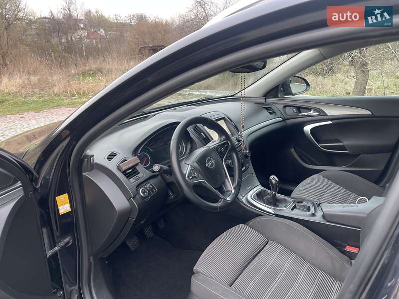 Универсал Opel Insignia 2015 в Калуше
