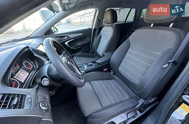 Универсал Opel Insignia 2015 в 