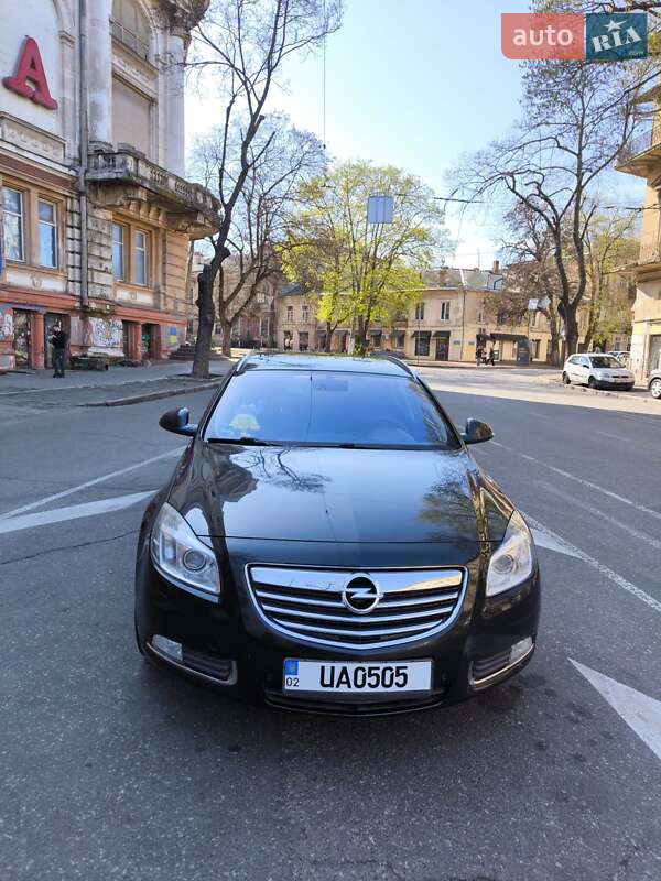 Універсал Opel Insignia 2011 в 