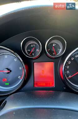 Универсал Opel Insignia 2009 в 