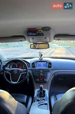 Универсал Opel Insignia 2009 в 