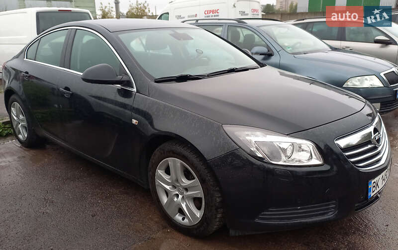 Opel Insignia 2011
