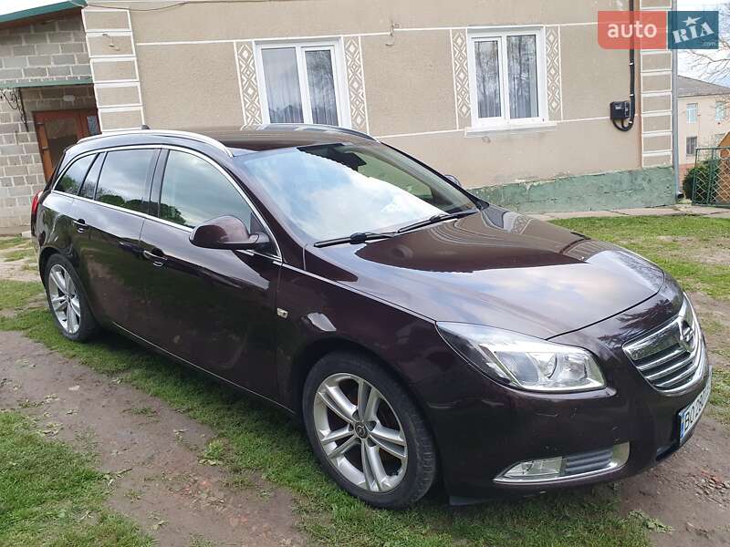 Opel Insignia 2011