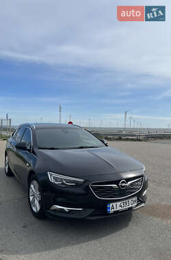 Универсал Opel Insignia 2018 в 