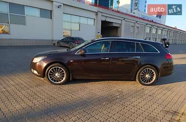 Универсал Opel Insignia 2011 в 