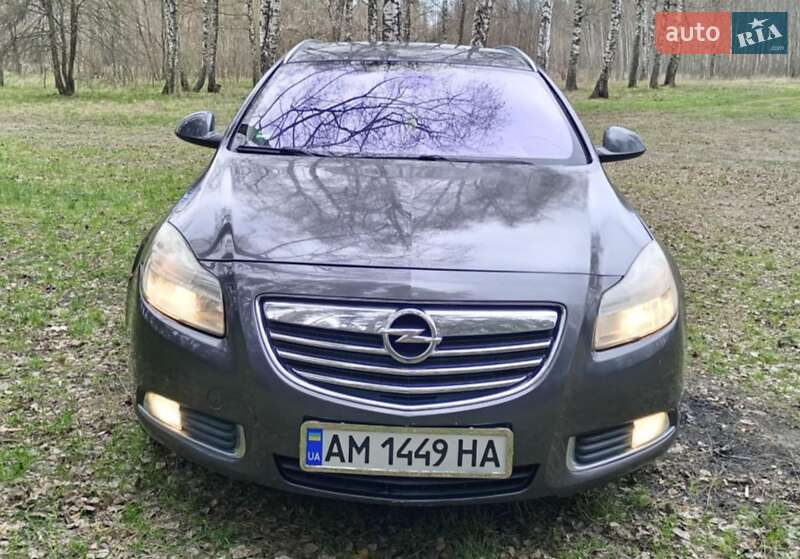 Opel Insignia 2011