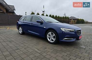 Универсал Opel Insignia 2020 в 