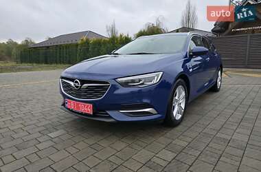 Универсал Opel Insignia 2020 в 