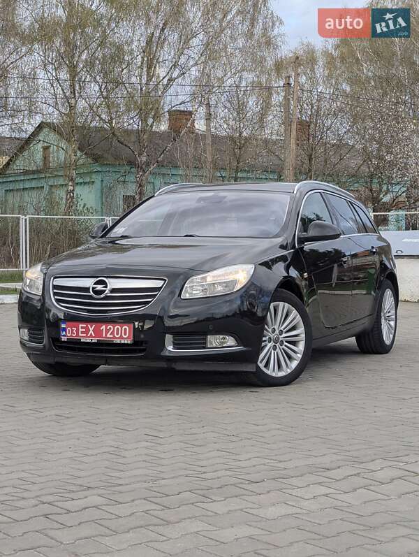 Універсал Opel Insignia 2011 в 