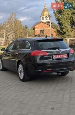 Універсал Opel Insignia 2011 в 