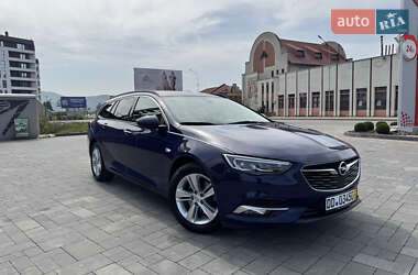 Универсал Opel Insignia 2017 в 