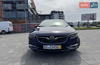 Универсал Opel Insignia 2017 в 