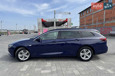 Универсал Opel Insignia 2017 в 