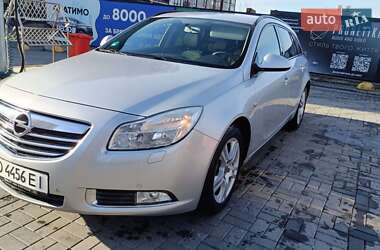 Универсал Opel Insignia 2012 в 