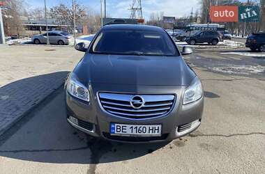 Седан Opel Insignia 2009 в 