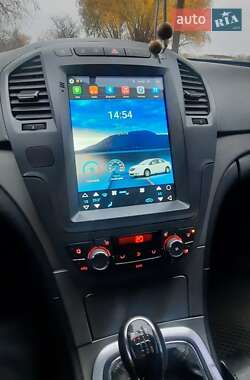 Универсал Opel Insignia 2010 в 
