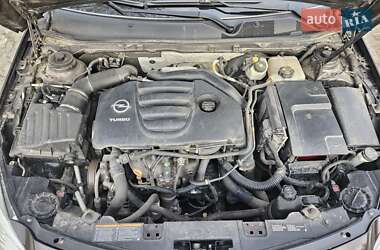 Лифтбек Opel Insignia 2010 в 