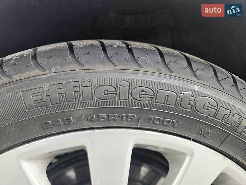 Лифтбек Opel Insignia 2010 в Киеве