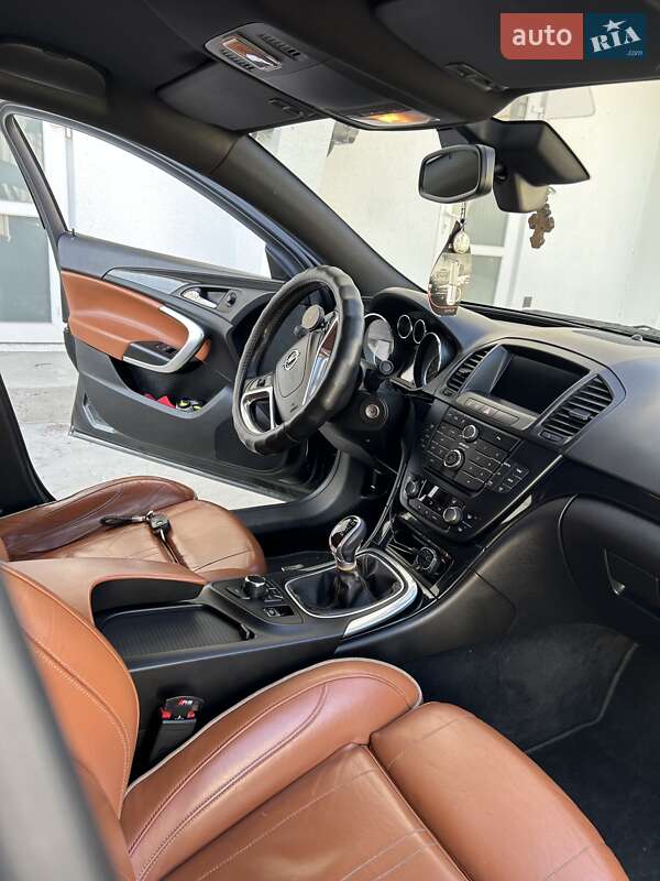 Лифтбек Opel Insignia 2010 в Черкассах