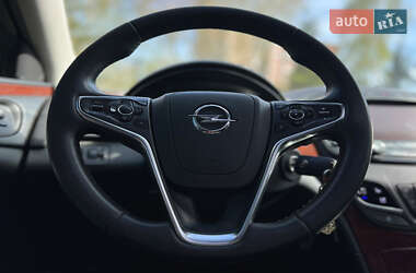 Ліфтбек Opel Insignia 2014 в 