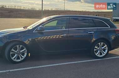 Универсал Opel Insignia 2014 в 