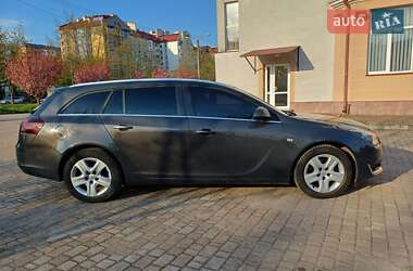 Универсал Opel Insignia 2016 в 