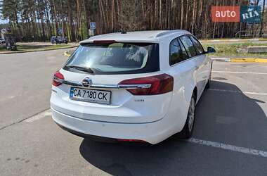 Универсал Opel Insignia 2014 в 