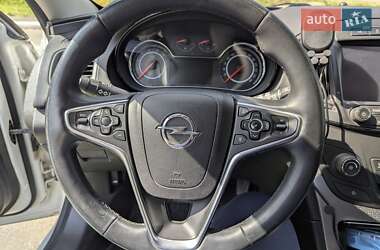 Универсал Opel Insignia 2014 в 