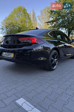 Лифтбек Opel Insignia 2018 в 