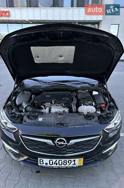 Лифтбек Opel Insignia 2018 в 