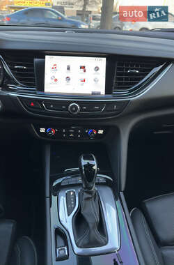 Лифтбек Opel Insignia 2018 в 