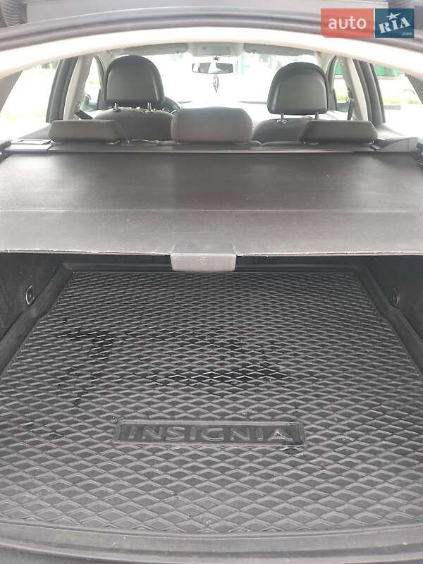 Універсал Opel Insignia 2010 в Києві