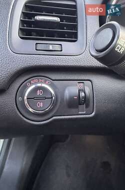 Універсал Opel Insignia 2013 в 