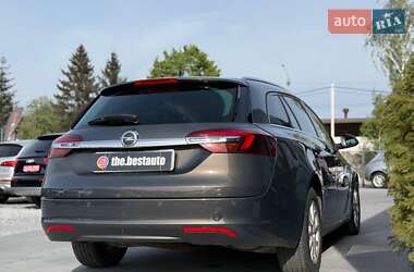 Универсал Opel Insignia 2014 в 