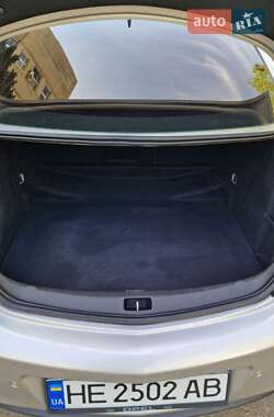Седан Opel Insignia 2011 в 