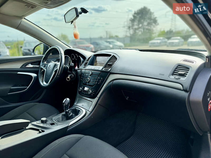 Универсал Opel Insignia 2009 в Запорожье
