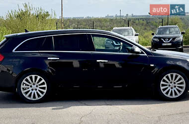 Универсал Opel Insignia 2009 в 