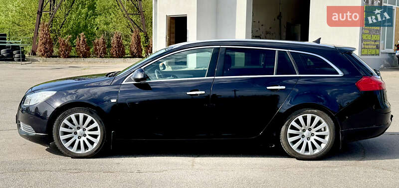 Универсал Opel Insignia 2009 в Запорожье