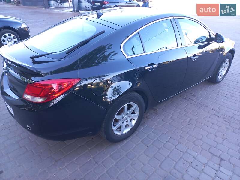 Ліфтбек Opel Insignia 2011 в Львові