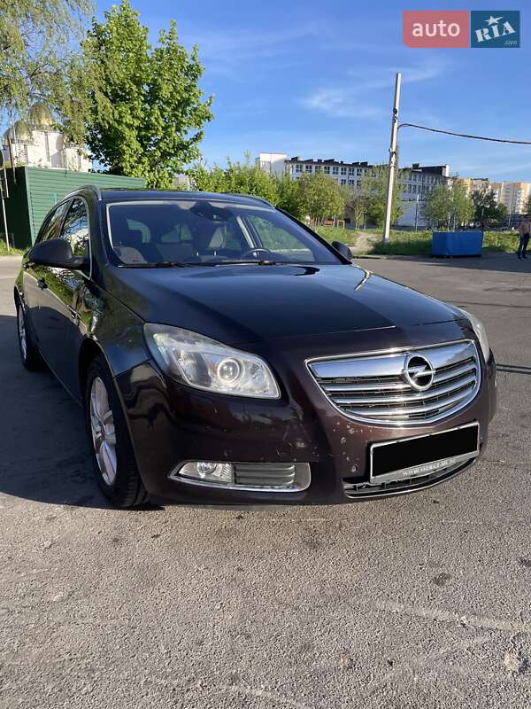 Універсал Opel Insignia 2012 в Львові