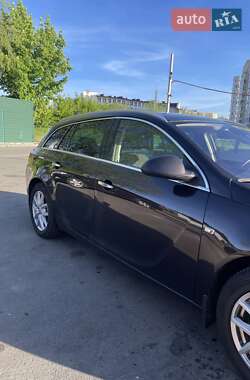Універсал Opel Insignia 2012 в 