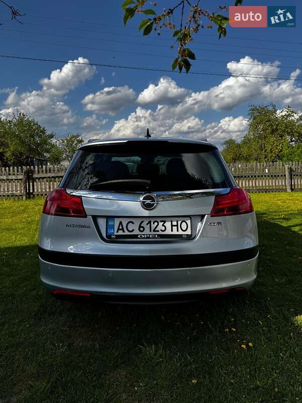 Универсал Opel Insignia 2013 в Маневичах