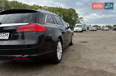Универсал Opel Insignia 2010 в 