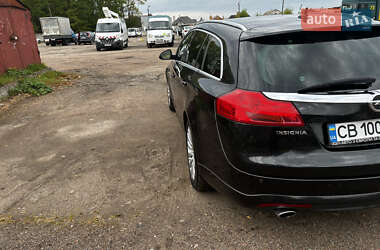 Универсал Opel Insignia 2010 в 