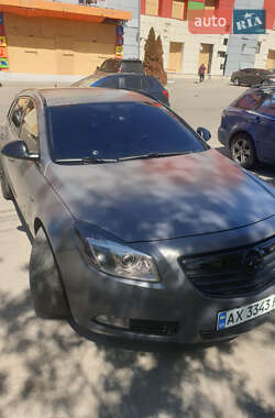 Универсал Opel Insignia 2011 в 