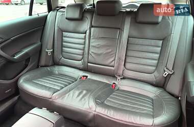 Универсал Opel Insignia 2013 в 