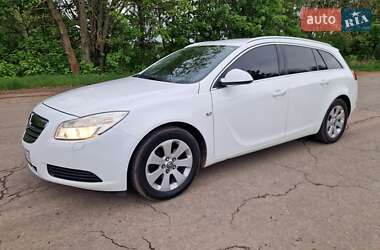 Универсал Opel Insignia 2010 в 