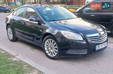 Седан Opel Insignia 2012 в Чернигове