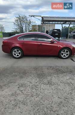 Лифтбек Opel Insignia 2010 в 